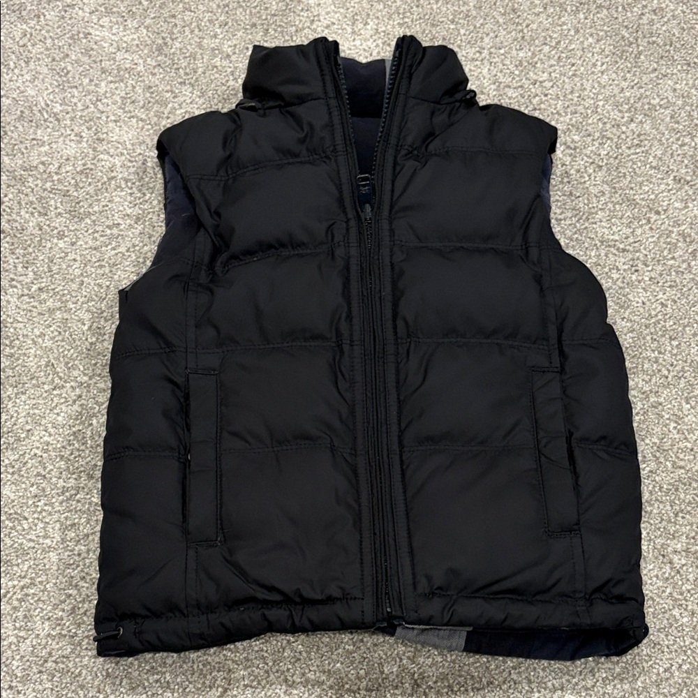 Burberry Kids reversible puffy vest, removable hood, black/navy, 4T